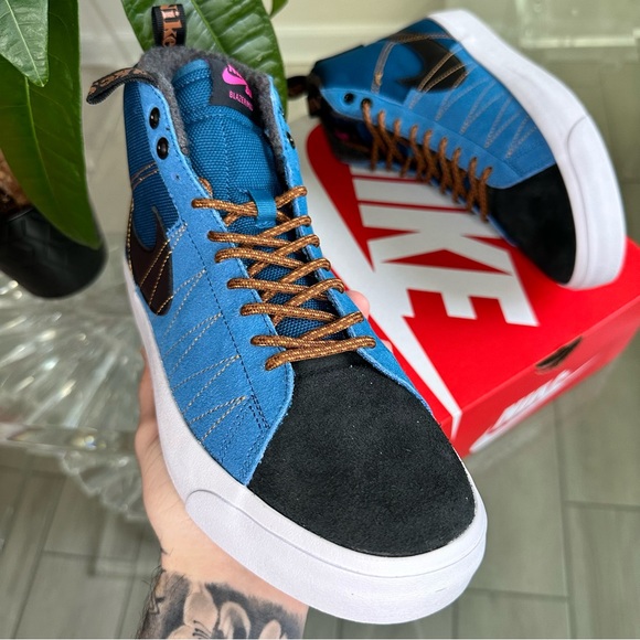 NEW NIKE SB BLAZER MID BLUE PREMIUM - Picture 2 of 4